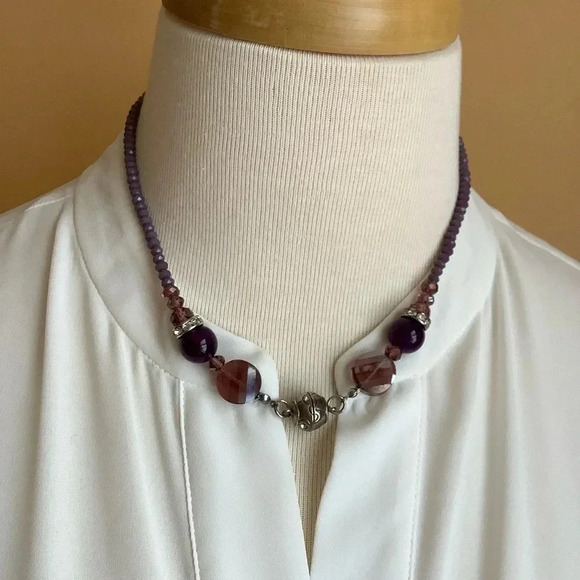 2/$30 VINTAGE Beaded Magnetic Purple/Silver 4 in 1 Necklace - Picture 5 of 16